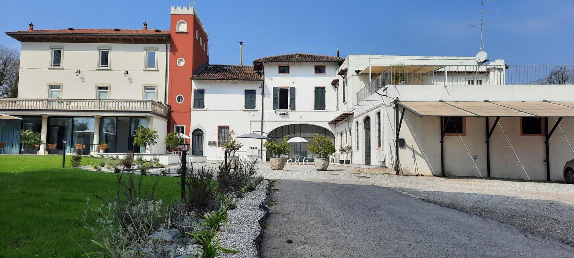 Country Esmera Desenzano del Garda Eksteriør bilde